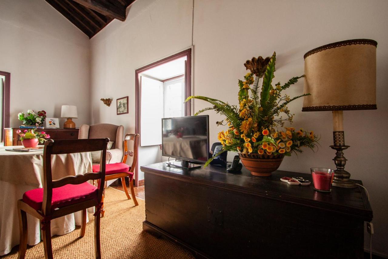 Casa Senhora Das Necessidades Ponta Delgada Dış mekan fotoğraf